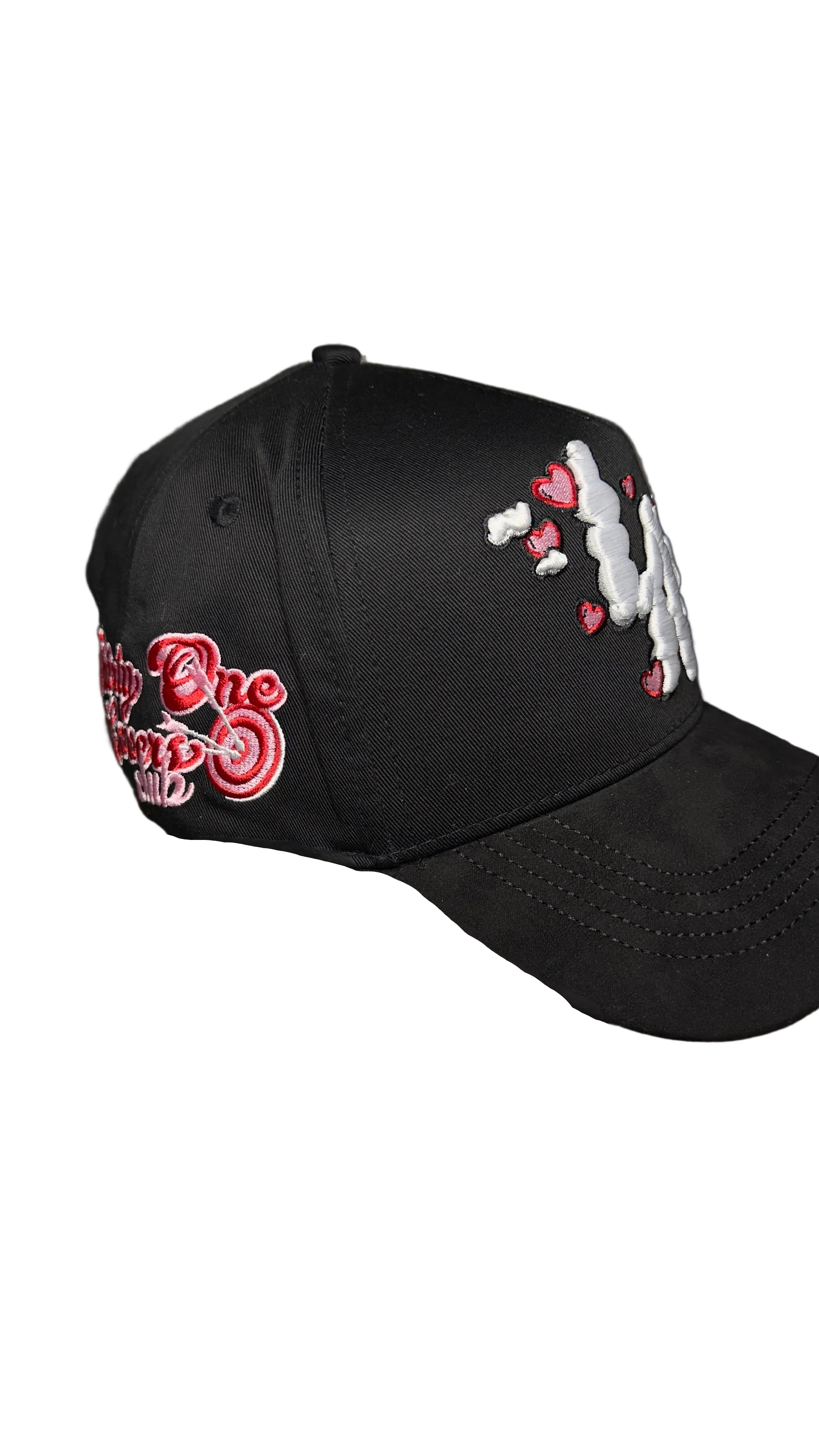 31 HATS LA LOVE CLOUDS SAN VALENTIN